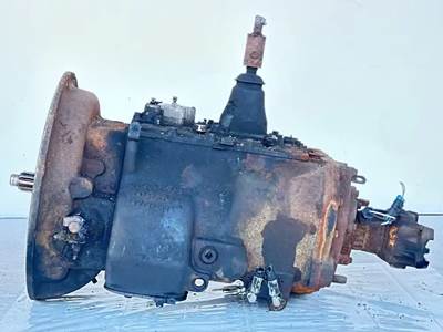 Eaton-Fuller FR-15210B Transmission for a 2014 Mack CXU613T