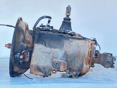 Eaton-Fuller FR-15210B Transmission for a 2013 Mack CXU612