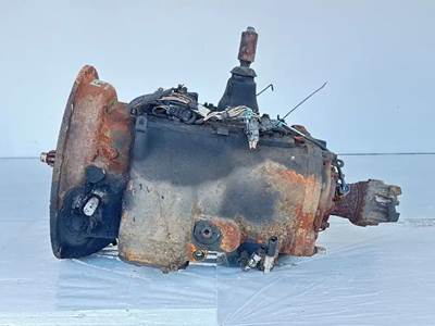 Eaton-Fuller FR-15210B Transmission for a 2013 Mack CXU612