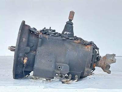 Eaton-Fuller FR-15210B Transmission for a 2013 Mack CXU612