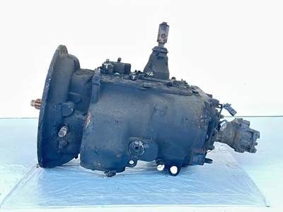 Eaton-Fuller FR-15210B Transmission for a 2013 Mack CXU612