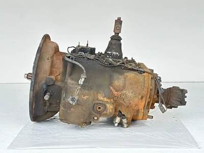 Eaton-Fuller FR-15210B Transmission for a 2013 Mack CXU613