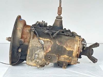 Eaton-Fuller FR-15210B Transmission for a 2013 Mack CXU612