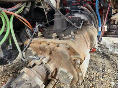 Eaton-Fuller FR0-17210C Transmission for a 2022 International HX520