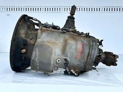 Eaton-Fuller FR016210B Transmission for a 2013 Mack CXU612