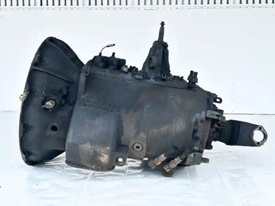 Eaton-Fuller FR016210C Transmission for a 2005 Freightliner Columbia 120