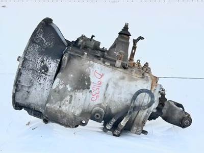 Eaton-Fuller FR016210C Transmission for a 2012 Freightliner Cascadia 125