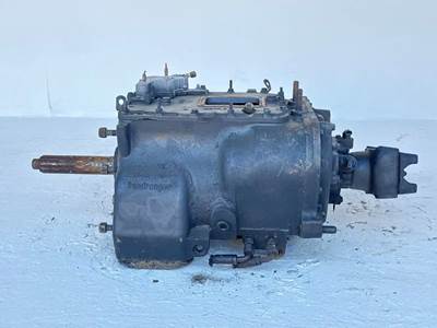 Eaton-Fuller FR016210C Transmission for a 2012 Freightliner Cascadia 125