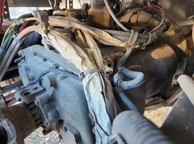 Eaton-Fuller FR14210B Transmission for a 2016 Freightliner Cascadia 113