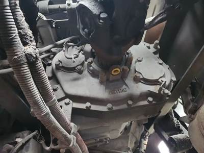 Eaton-Fuller FR15210B Transmission for a 2012 Freightliner Cascadia 113