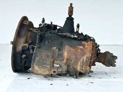 Eaton-Fuller FR-15210B Transmission for a 2015 Mack CXU633T