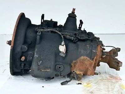 Eaton-Fuller FR15210B Transmission for a 2015 Mack CXU633T