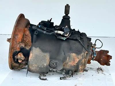 Eaton-Fuller FR15210B Transmission for a 2013 Mack CXU613