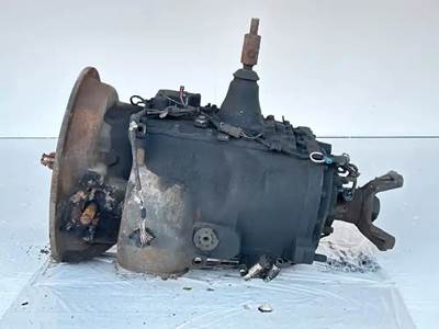 Eaton-Fuller FR15210B Transmission for a 2013 Mack CXU612