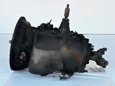 Eaton-Fuller FR15210B Transmission for a 2013 Mack CXU612