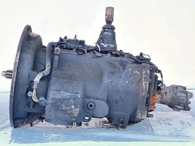 Eaton-Fuller FR15210B Transmission for a 2013 Mack CXU612