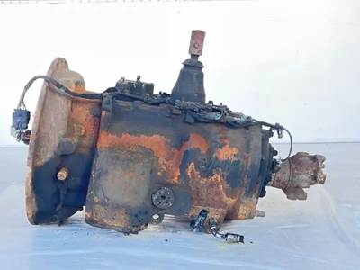 Eaton-Fuller FR15210B Transmission for a 2015 Mack CXU633T