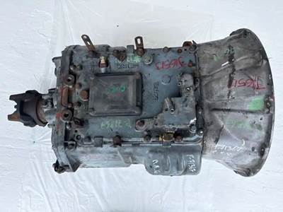 Eaton-Fuller Transmission for a 2014 Freightliner Cascadia 113