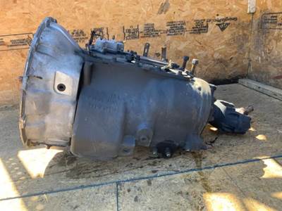 Eaton-Fuller FRHF-15210B Transmission for a 2012 Freightliner Cascadia 125