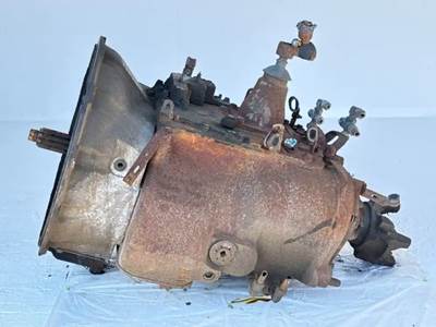 Eaton-Fuller FRM-15210B Transmission for a 2015 Freightliner Cascadia 113