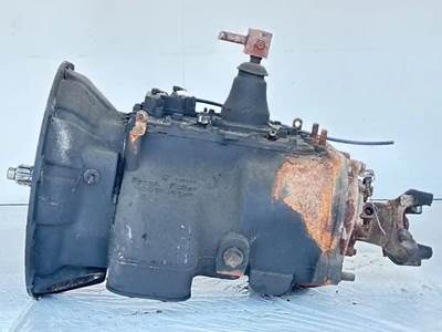 Eaton-Fuller FRO-14210C Transmission for a Volvo VNM