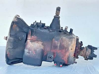 Eaton-Fuller FRO-14210C Transmission for a 2004 Volvo VNL