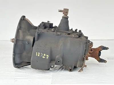 Eaton-Fuller FRO-162100 Transmission for a 2007 Volvo VNM