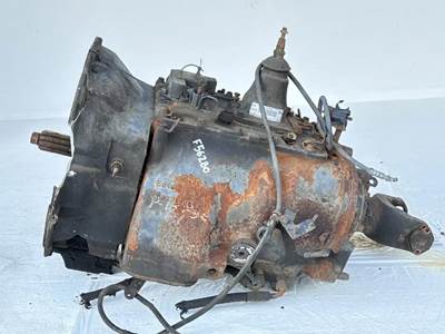 Eaton-Fuller FRO-16210C Transmission for a 2009 Freightliner Cascadia 125
