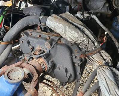 Eaton-Fuller FRO-18210C Transmission for a 2024 Freightliner Cascadia 126
