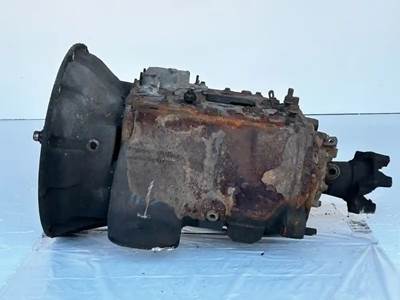 Eaton-Fuller FRO13210C Transmission for a 2006 Volvo VNM