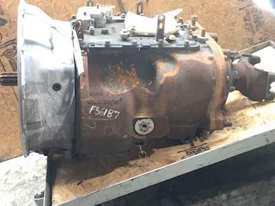 Eaton-Fuller FRO14210C Transmission for a 2015 Freightliner Cascadia 113