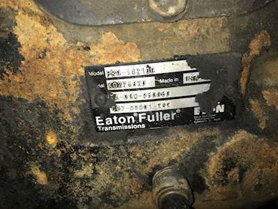 Eaton-Fuller FRO14210C Transmission for a 2004 Freightliner Columbia 120