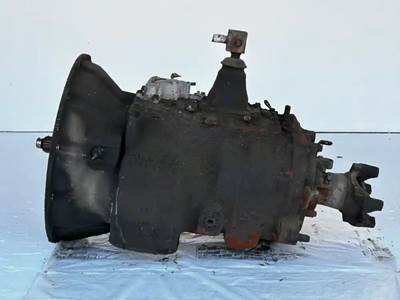 Eaton-Fuller FRO14210C Transmission for a 2006 Volvo VNM