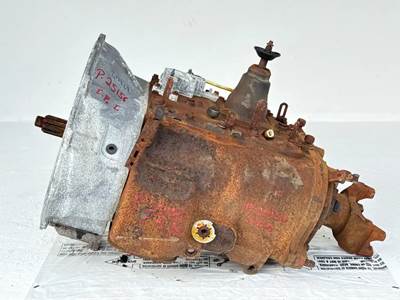 Eaton-Fuller FRO14210C Transmission for a 2016 Freightliner Cascadia 113