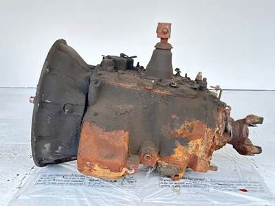 Eaton-Fuller FRO15210C Transmission for a 2007 Volvo VNM