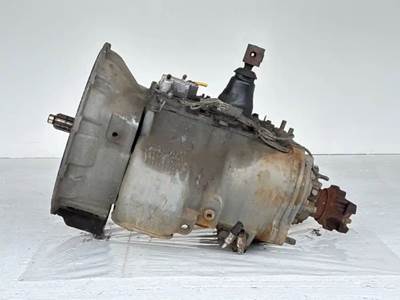 Eaton-Fuller FRO15210C Transmission for a Volvo VNL
