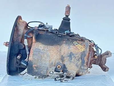 Eaton-Fuller FRO15210C Transmission for a 2011 Mack CXU612