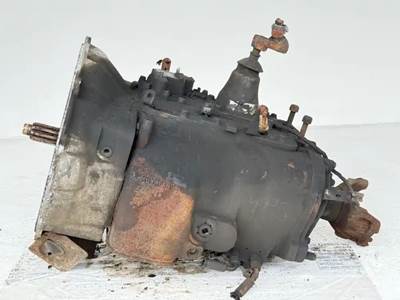 Eaton-Fuller FRO15210C Transmission for a 2012 Freightliner Cascadia 113