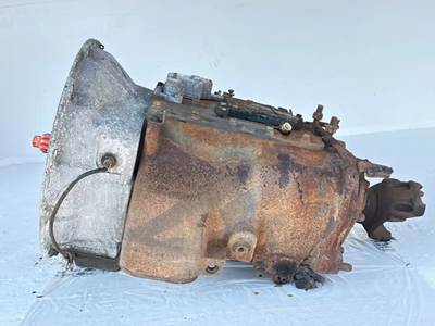 Eaton-Fuller FRO15210C Transmission for a 2011 Freightliner Cascadia 125