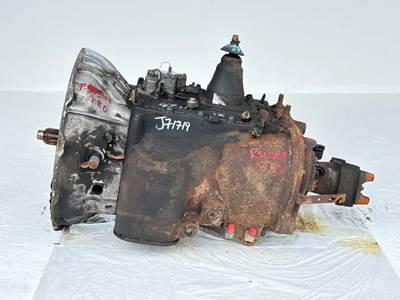 Eaton-Fuller FRO15210C Transmission for a 2006 Freightliner Columbia 120