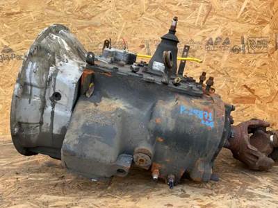 Eaton-Fuller FRO16210B Transmission for a 2012 Freightliner Cascadia 125