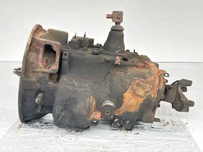 Eaton-Fuller FRO16210C Transmission for a 2006 Mack CXN612