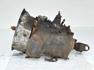 Eaton-Fuller FRO16210C Transmission for a 2012 Freightliner Cascadia 125