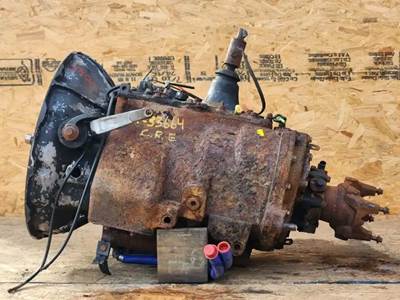 Eaton-Fuller FRO18210C Transmission for a 2013 Peterbilt 386
