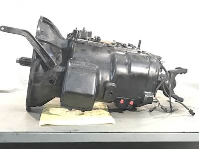 Eaton-Fuller FROF15210C Transmission for a 2004 Freightliner FL112