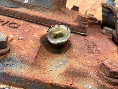 Eaton-Fuller FRW15210B Transmission for a 2012 Freightliner Cascadia 125