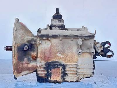 Eaton-Fuller FS5106A Transmission for a 1990 GMC C7000