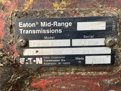 Eaton-Fuller FS6206A Transmission for a 1995 Freightliner FL70