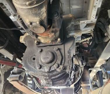 Eaton-Fuller FSO8406A Transmission for a 2012 Kenworth T270