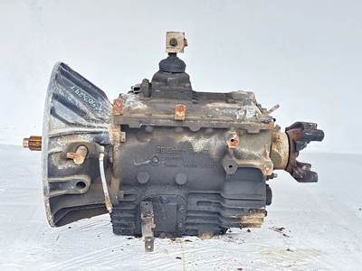 Eaton-Fuller FSO8406A Transmission for a 2012 Kenworth T270